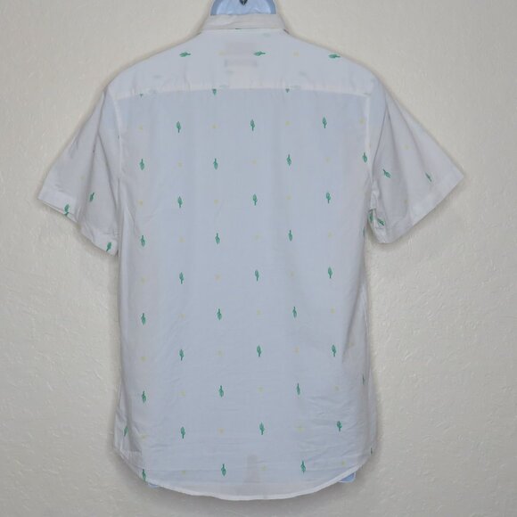 Public‎ Opinion* Men's Short Sleeve Button Down Curved Hem Pocket Shirt~ Medium - Picture 2 of 10